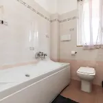 Mediterranee - 200m Dal Mare, Parcheggio Privato, Idromassaggio Διαμέρισμα *