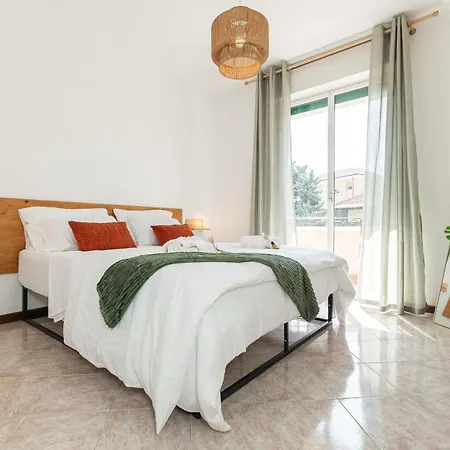 Mediterranee - 200m Dal Mare, Parcheggio Privato, Idromassaggio Daire *
