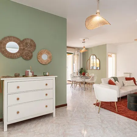 Mediterranee - 200m Dal Mare, Parcheggio Privato, Idromassaggio Daire *