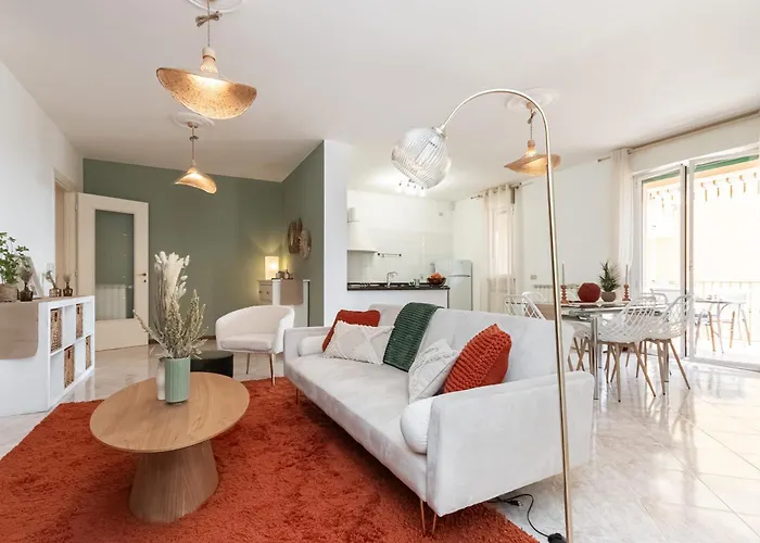 Mediterranee - 200m Dal Mare, Parcheggio Privato, Idromassaggio Imperia