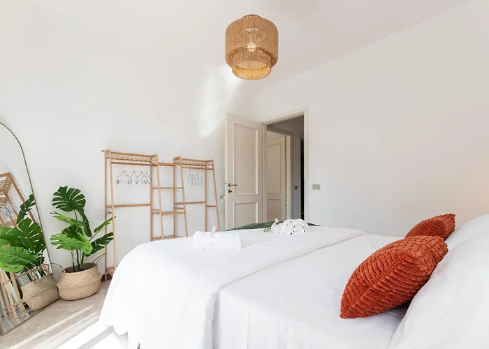 Mediterranee - 200m Dal Mare, Parcheggio Privato, Idromassaggio * Imperia